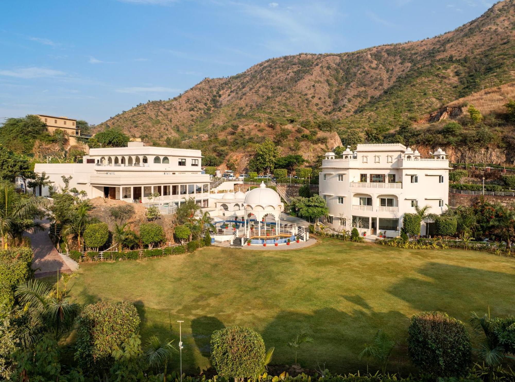 Sayaji Resorts & Spa Udaipur Extérieur photo