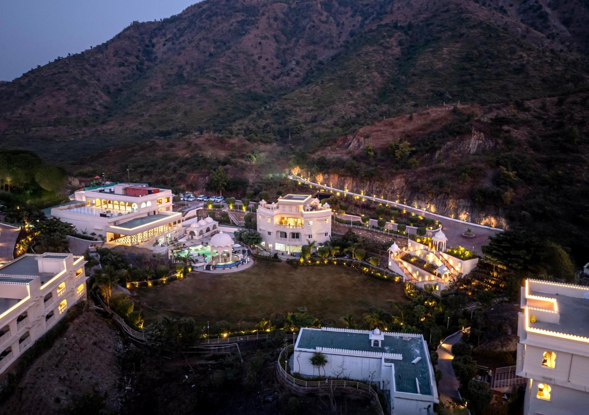Sayaji Resorts & Spa Udaipur Extérieur photo